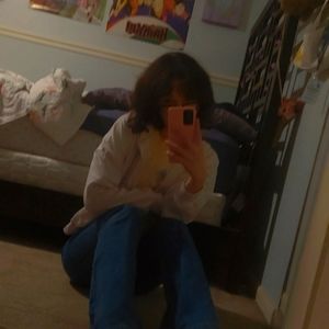 Meet your Posher, Isa